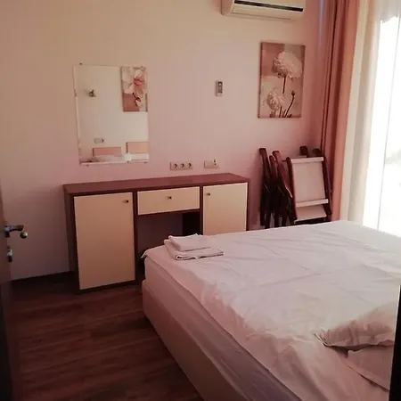 Apart Hotel Eden * Golden Sands